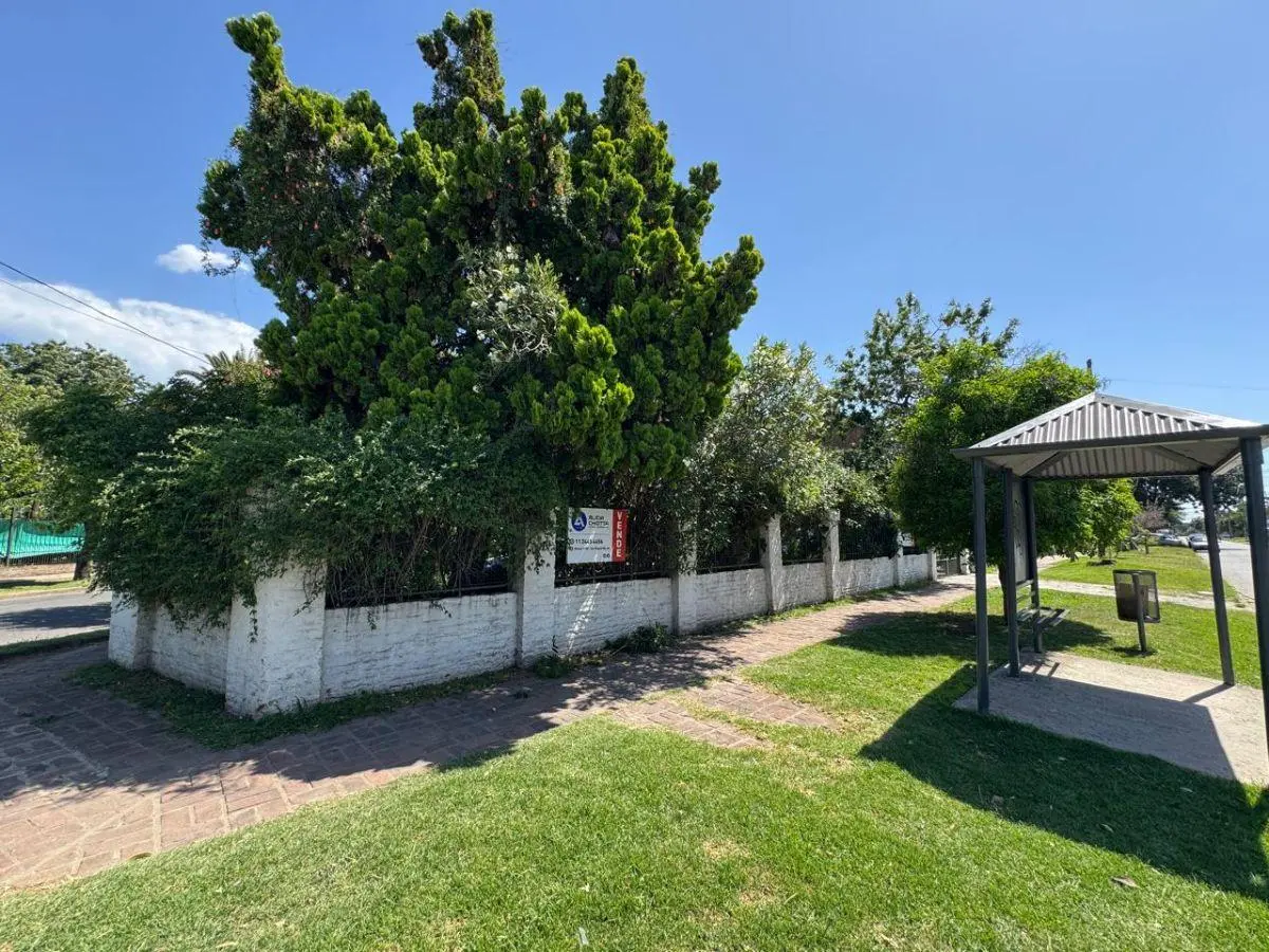 Casa con 3 dormitorios de 180 m² en venta, Santa María 5