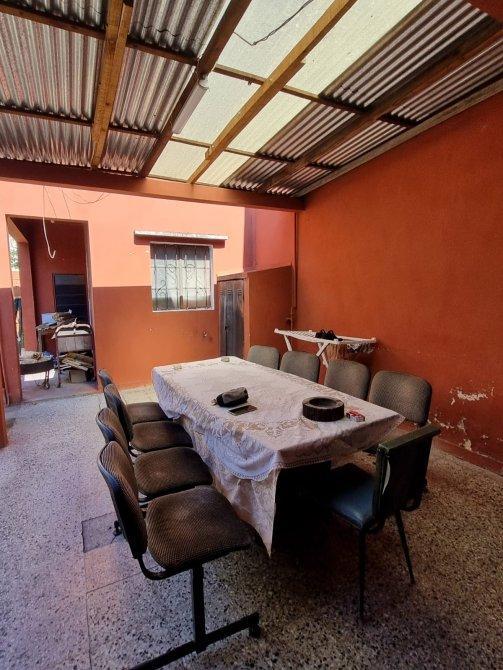 Foto de CASA EN VENTA EN MUY BUENA UBICACION!, imagen 4