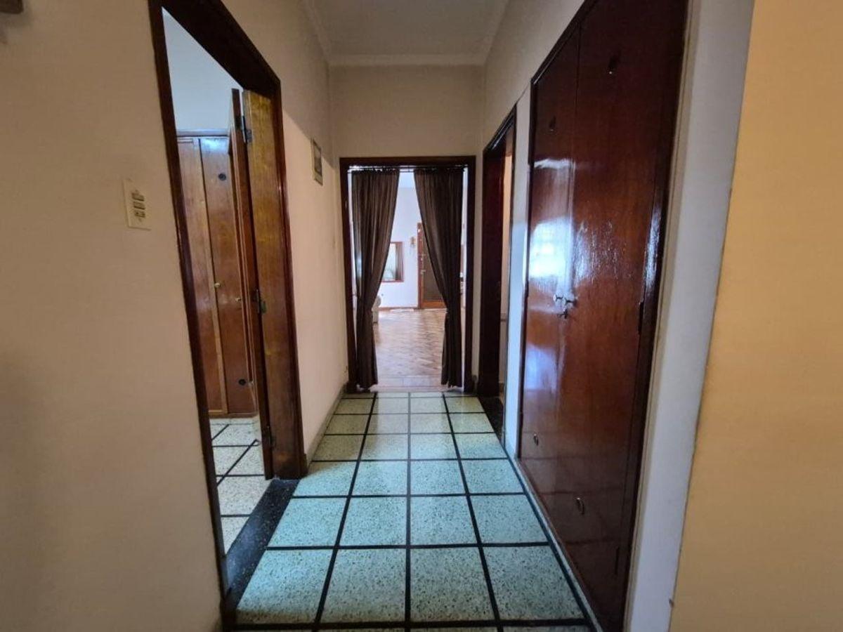 Foto de CASA EN VENTA EN EXCELENTE UBICACION!, imagen 4