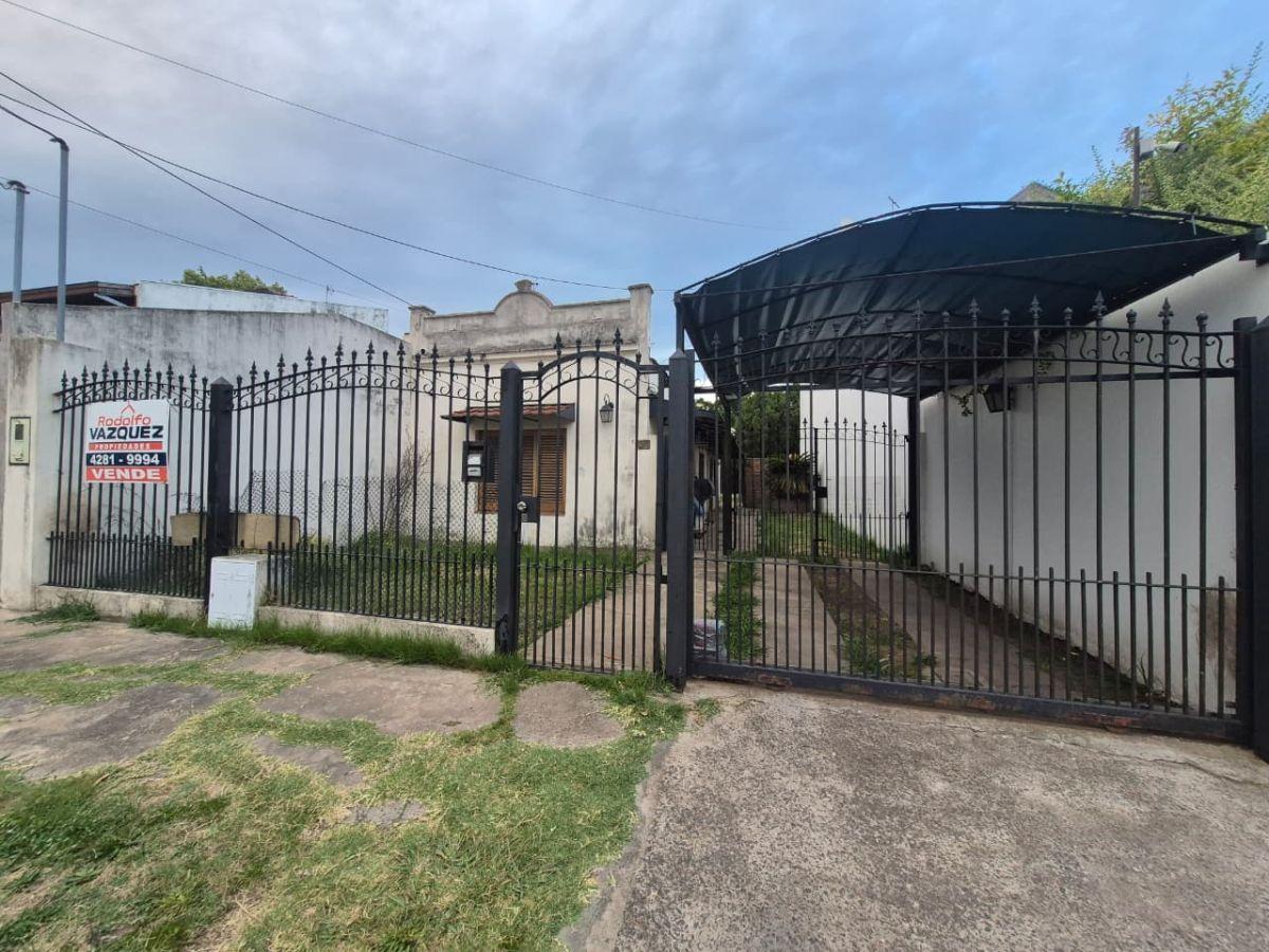 Casa con gran lote! OPORTUNIDAD!!