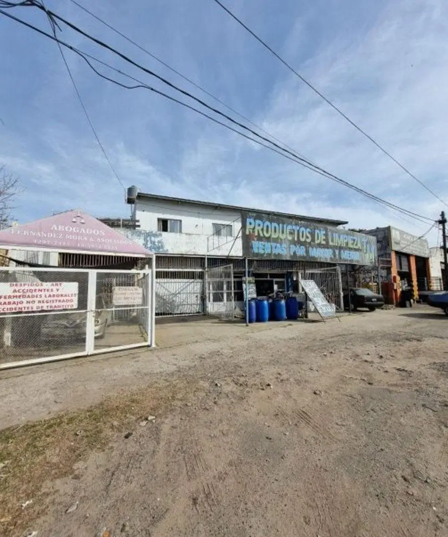 4 locales con casa en planta alta en excelente ubicacion!! 5