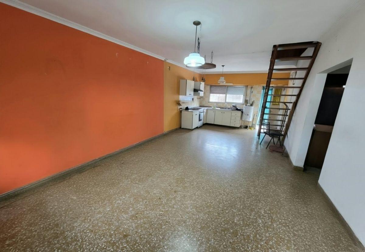 Foto de CASA EN VENTA EN EXCELENTE UBICACION, imagen 2
