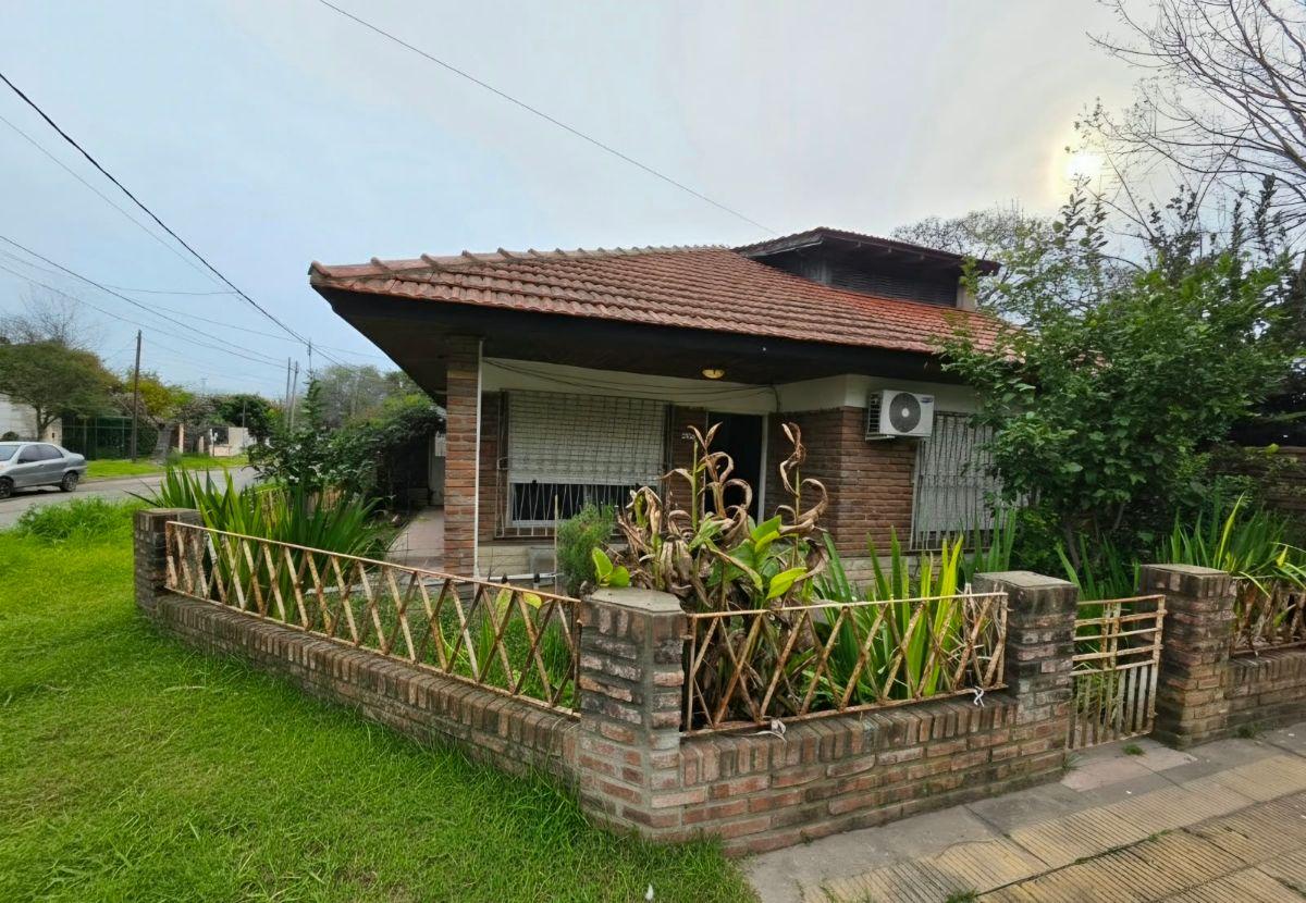 Foto de CASA EN VENTA EN EXCELENTE UBICACION, imagen 3