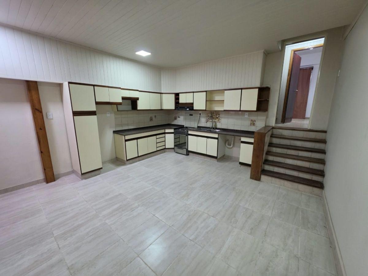 Foto de HERMOSO DEPARTAMENTO DE 4 AMBIENTES EN ALQUILER, imagen 2