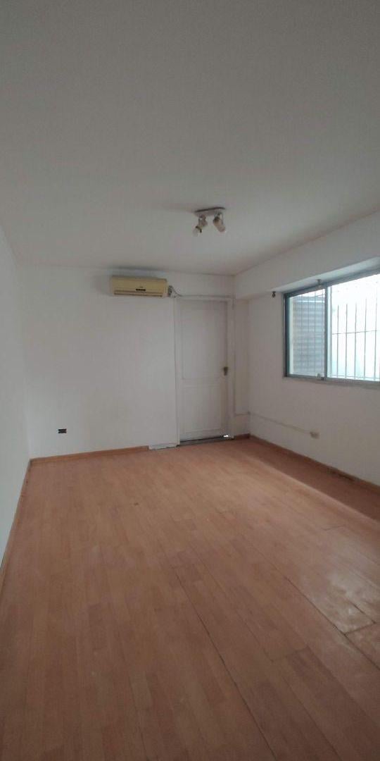 Foto de ALQUILER disponible, departamento 2 ambientes, sobre calle pilar, imagen 5