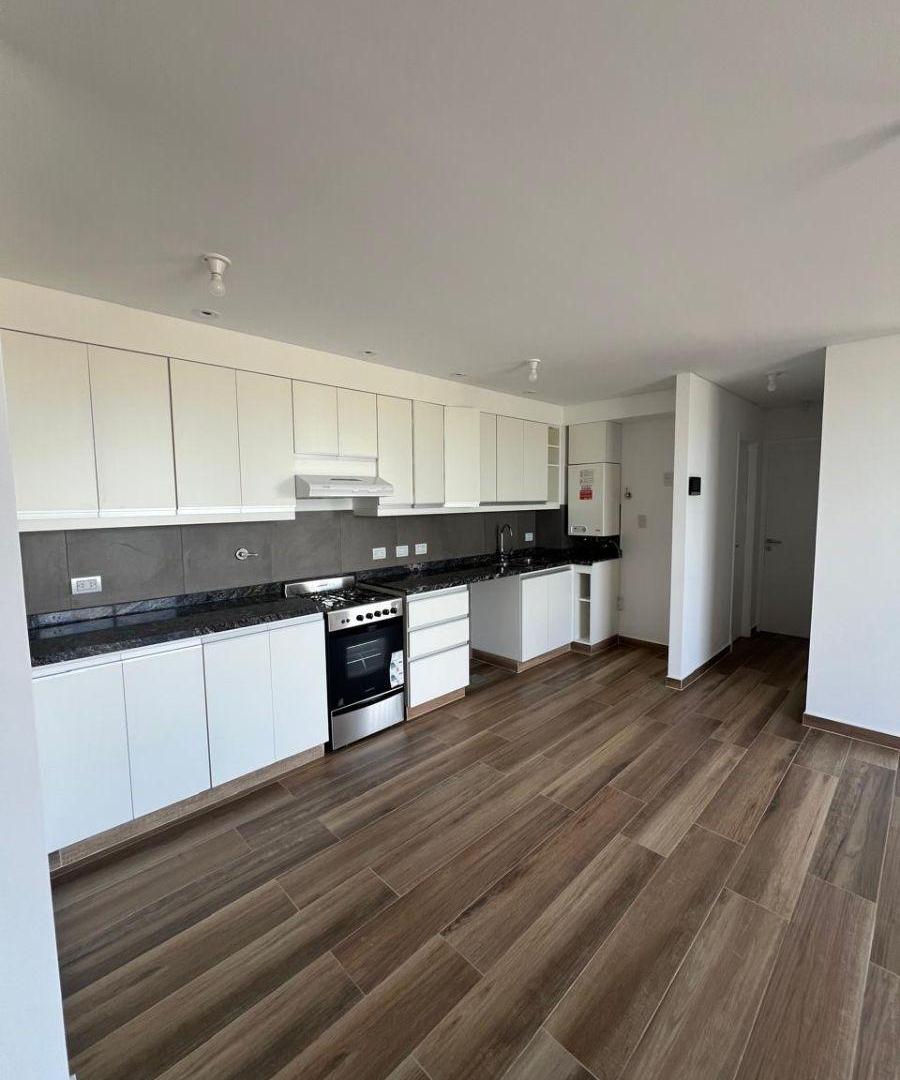 Foto de Alquiler Departamento 2 Dormitorios c/ 3 Baños en Flats del Parque, imagen 3