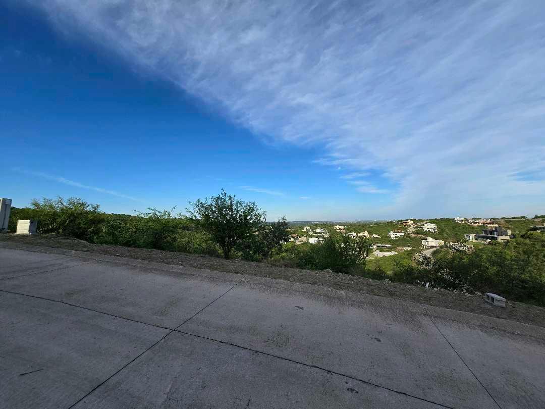 VENDO EL LOTE MAS GRANDE DE LA DESEADA!! EXCELENTE VISTA!!