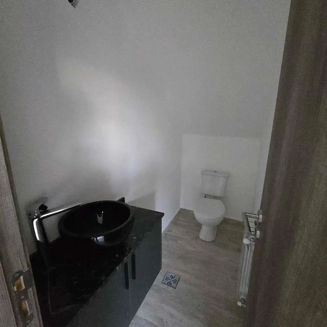 Docta! 2 dorm, 2 baños, calefacción central. Cochera doble! 5