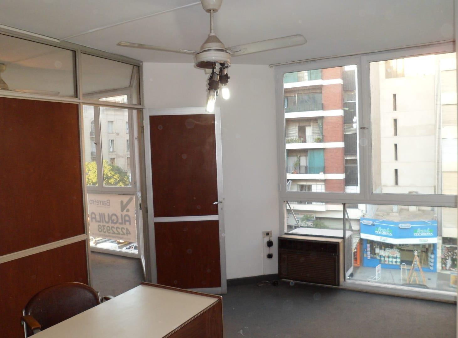 Foto de Excelente oportunidad...!!! Amplias Oficinas 90 m2 en Av. Maipú esq Av, imagen 5