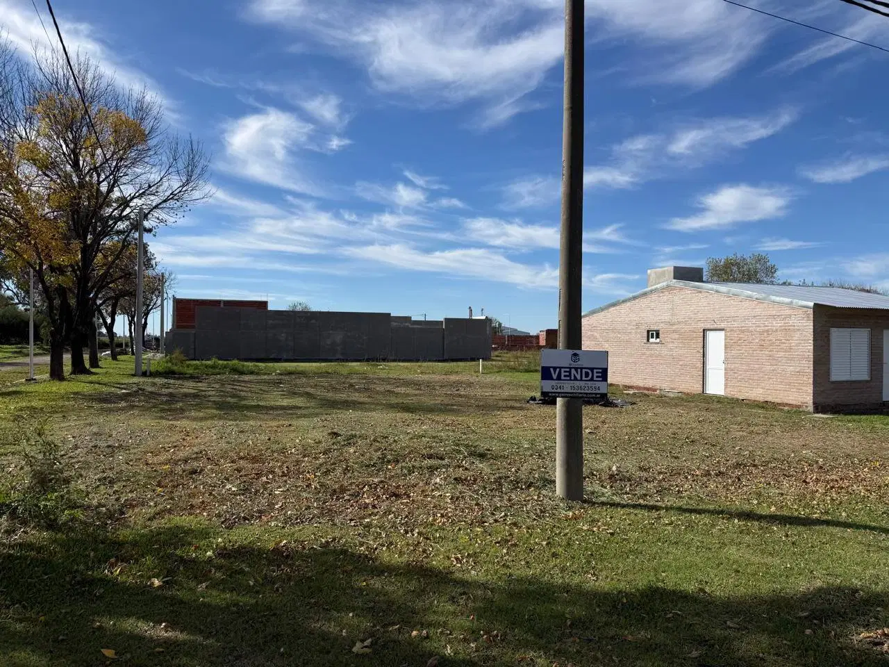 Lote en esquina de Guemes y Lisboa San Jerónimo Sud 1