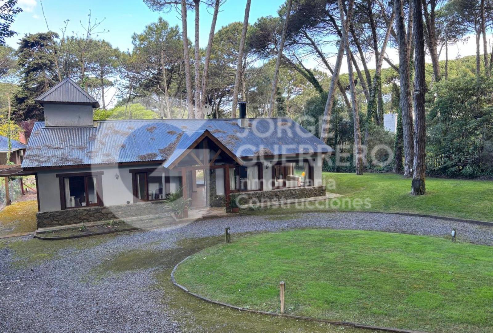 Casa en Carilo