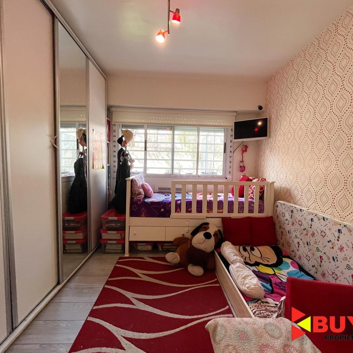 Departamento en Caballito - Todo a Nuevo - 3 Amb. con Patio 2
