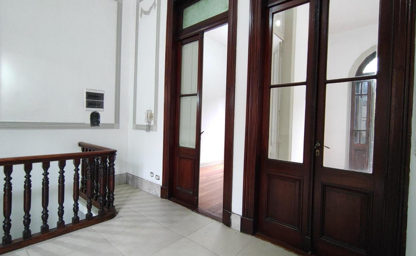 Foto de Alquiler PH - Uso Profesional - Av. Directorio al 100, imagen 1