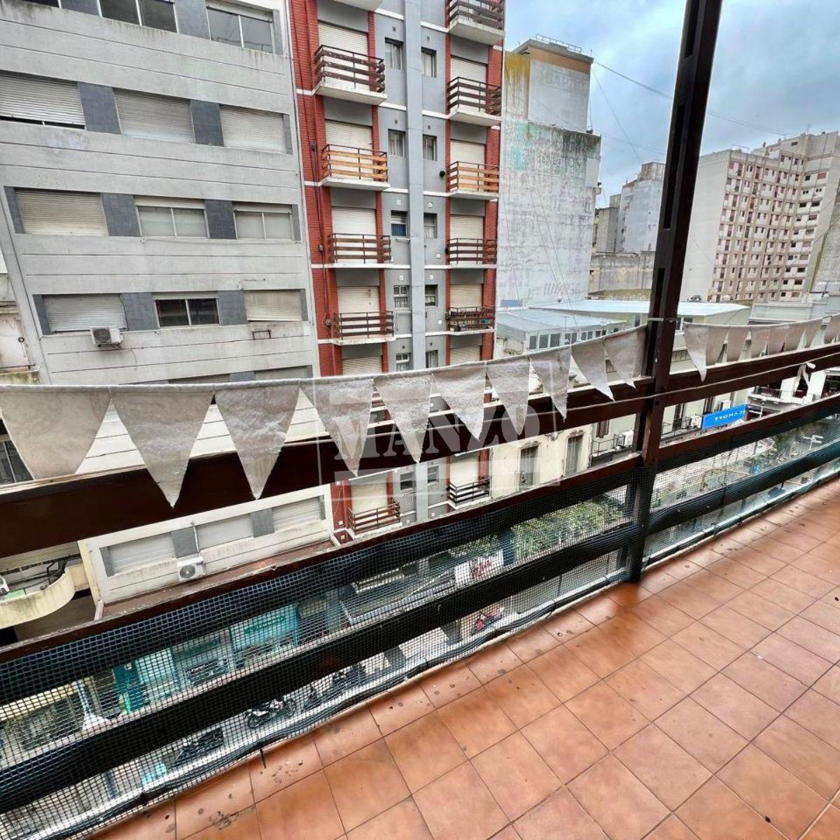 3 Ambientes Al Frente C/ Balcón y Cochera 3
