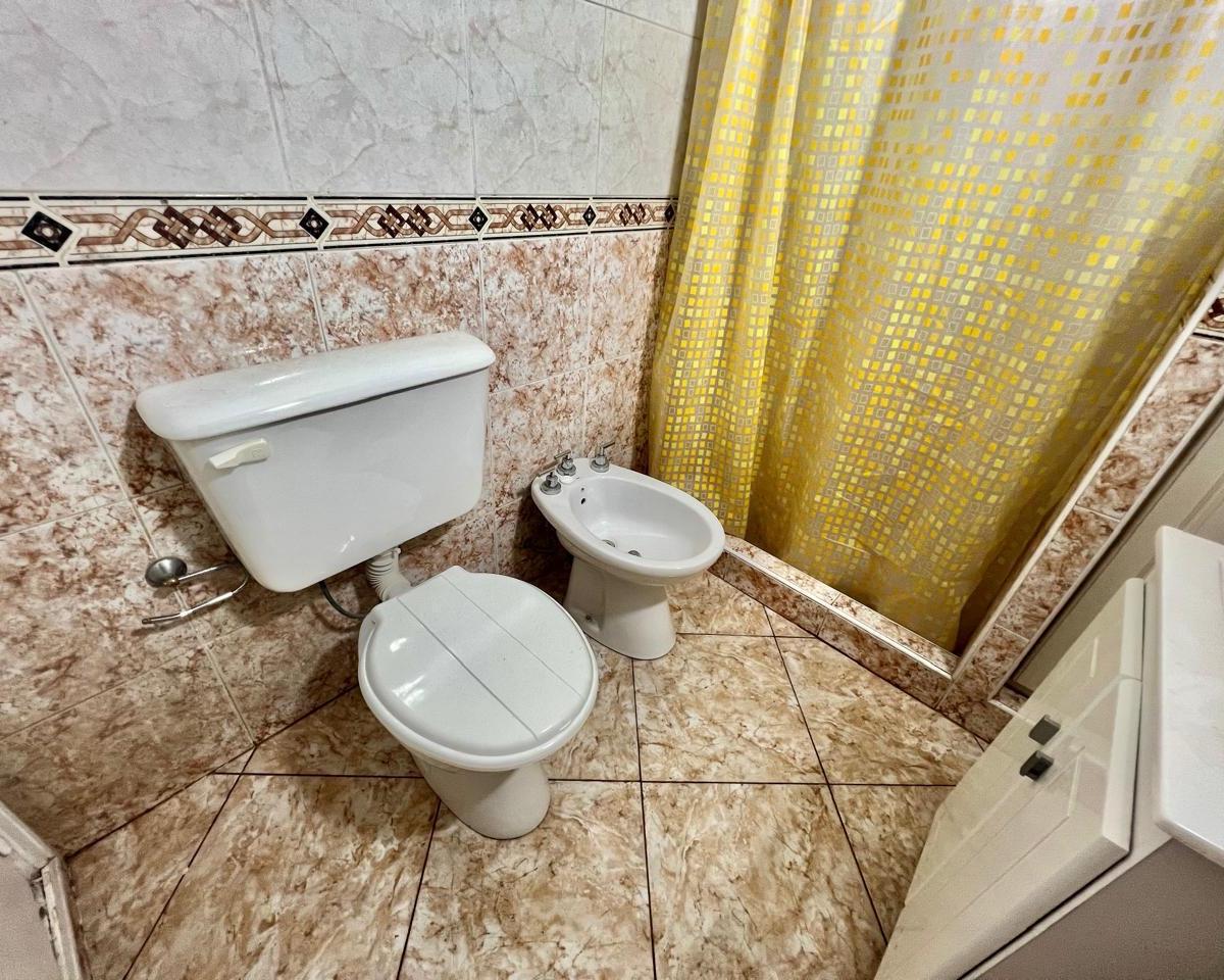 2 Ambientes Al Frente C/ Vista Lateral Al Mar en Venta 1