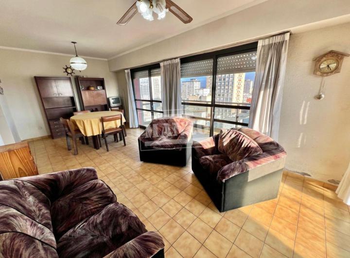 3 ambientes a la calle con vista panorámica y cochera fija en VENTA 2