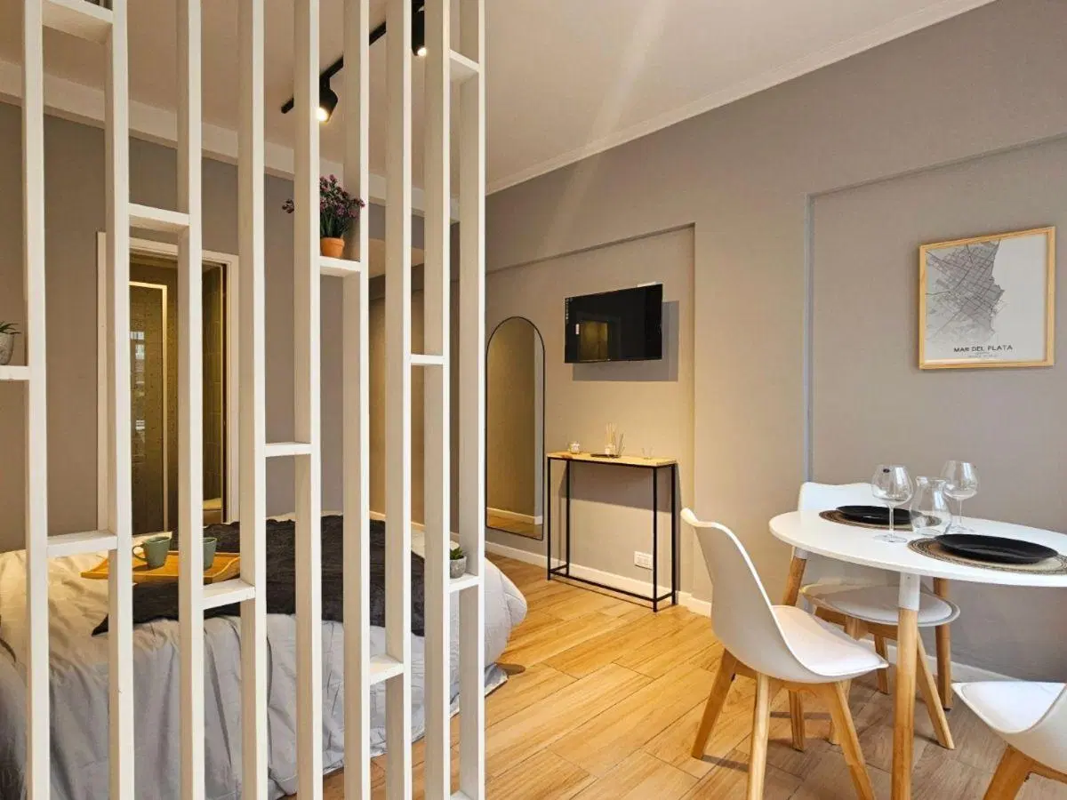 Ambiente a la calle con balcón terraza en VENTA 4