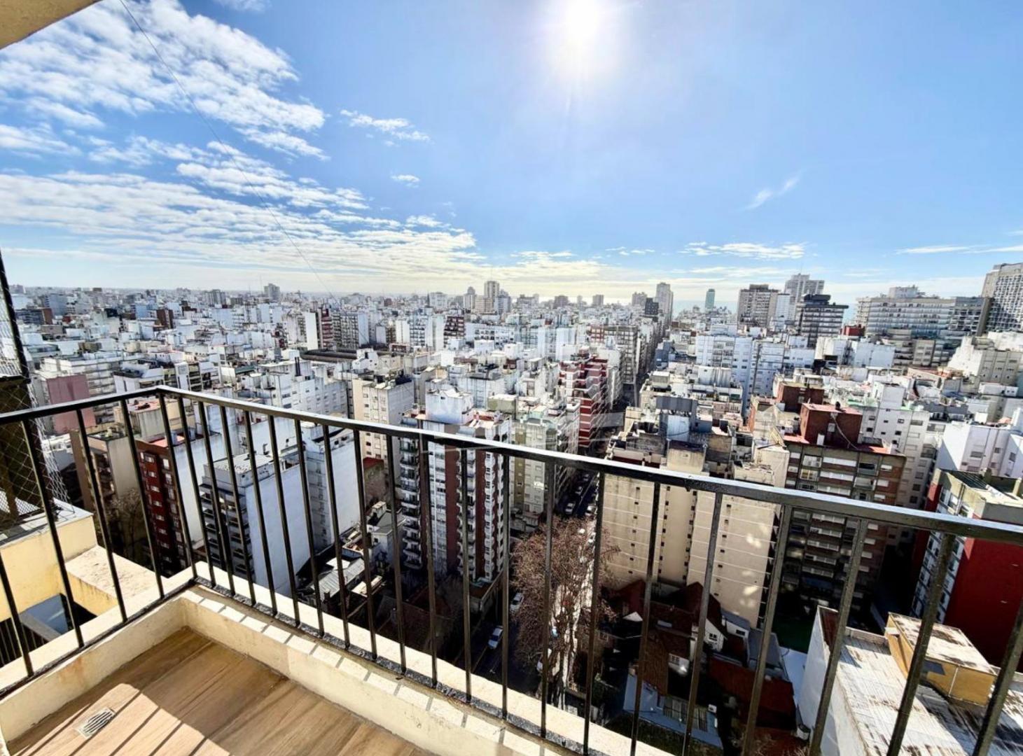 Foto de Ambiente al frente con balcón y vista panorámica en VENTA, imagen 5