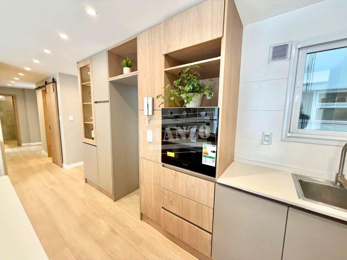 Foto de 3 ambientes con dependencia y balcón soleado en VENTA, imagen 1