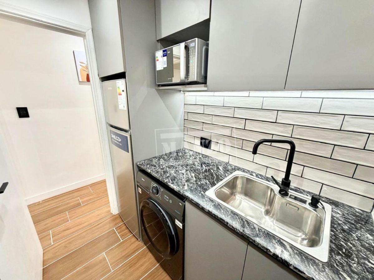 Foto de 2 ambientes al frente con balcón muy soleado en VENTA, imagen 4