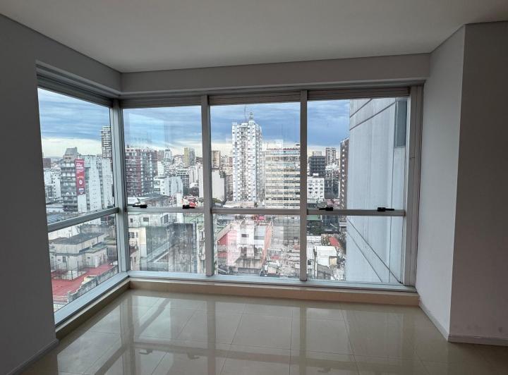 Departamento en Alquiler de 3 Ambientes con Cochera - Seguridad 24hs 3