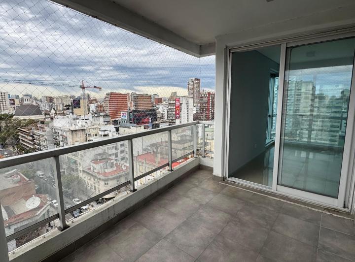 Departamento en Alquiler de 3 Ambientes con Cochera - Seguridad 24hs 1