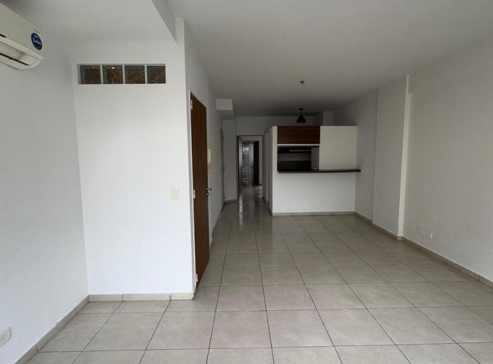 Alquiler Departamento de 2 Ambientes con Baño y Toilette - Balcon al frente 2