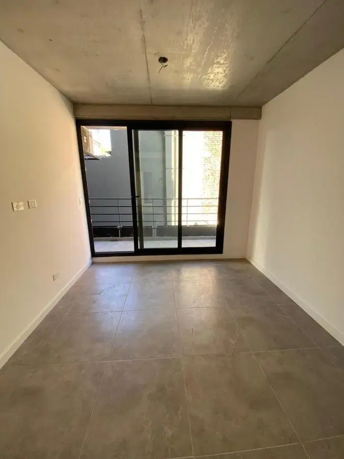 Venta 2 Ambientes con Patio a Estrenar en Palermo Holywood 1