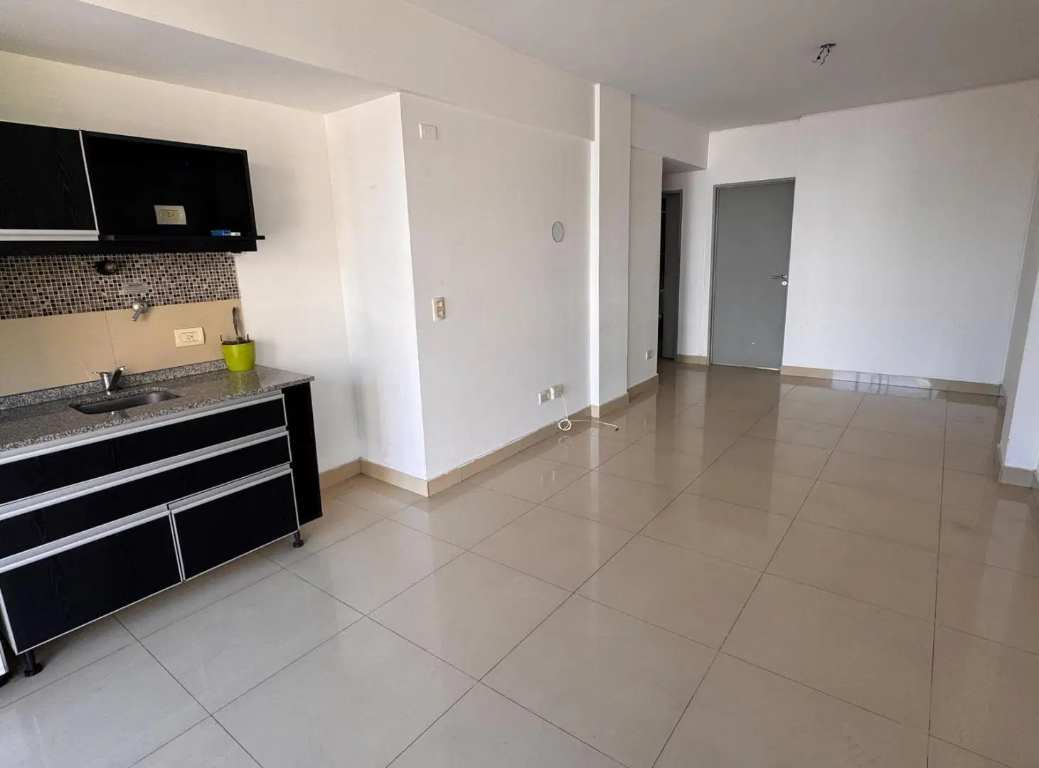 Departamento en Alquiler de 2 Ambientes en Parque Centenario 5