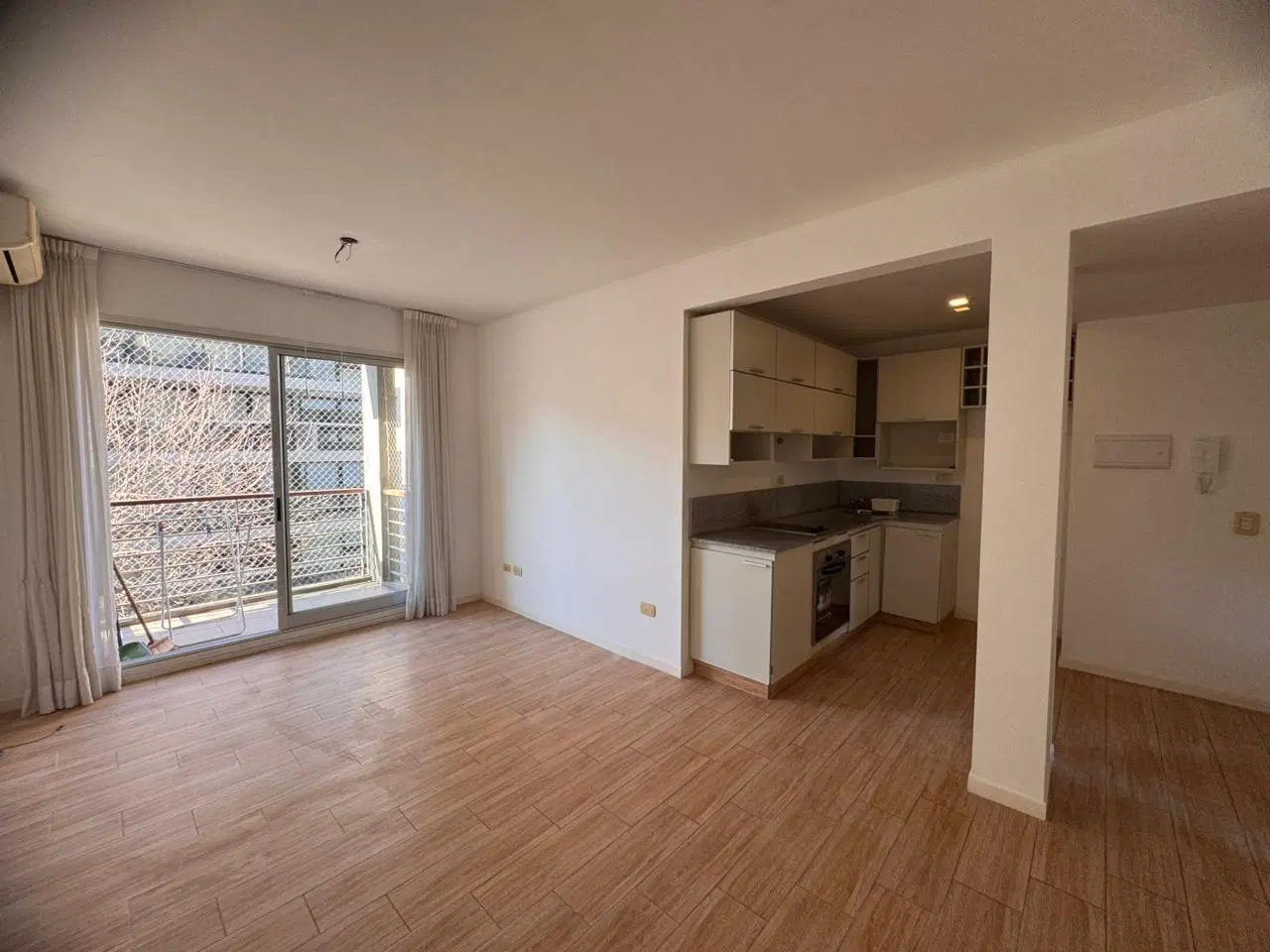 Alquiler Departamento 2 Ambientes con Cochera en Palermo 3