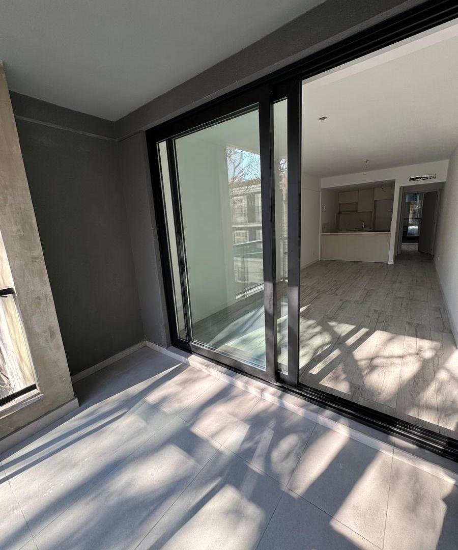 Foto de Alquiler Departamento Amplio de 2 Ambientes en Palermo, imagen 2