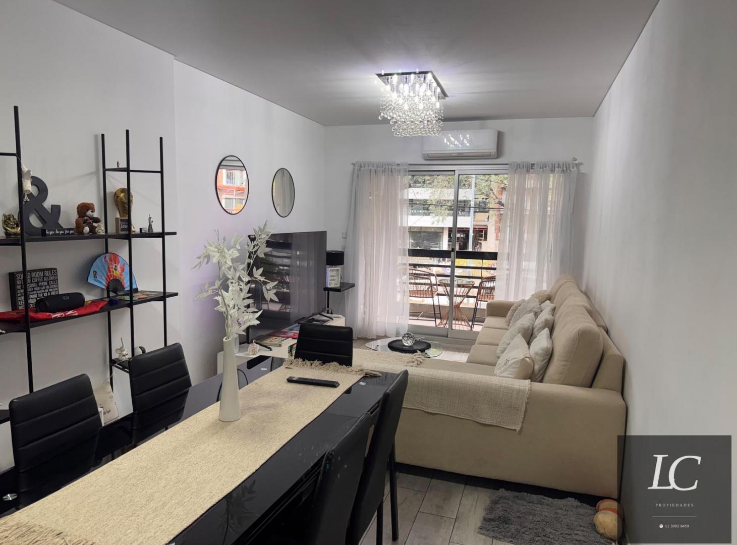 Foto de Venta Departamento 2 Ambientes en Villa Urquiza, imagen 2