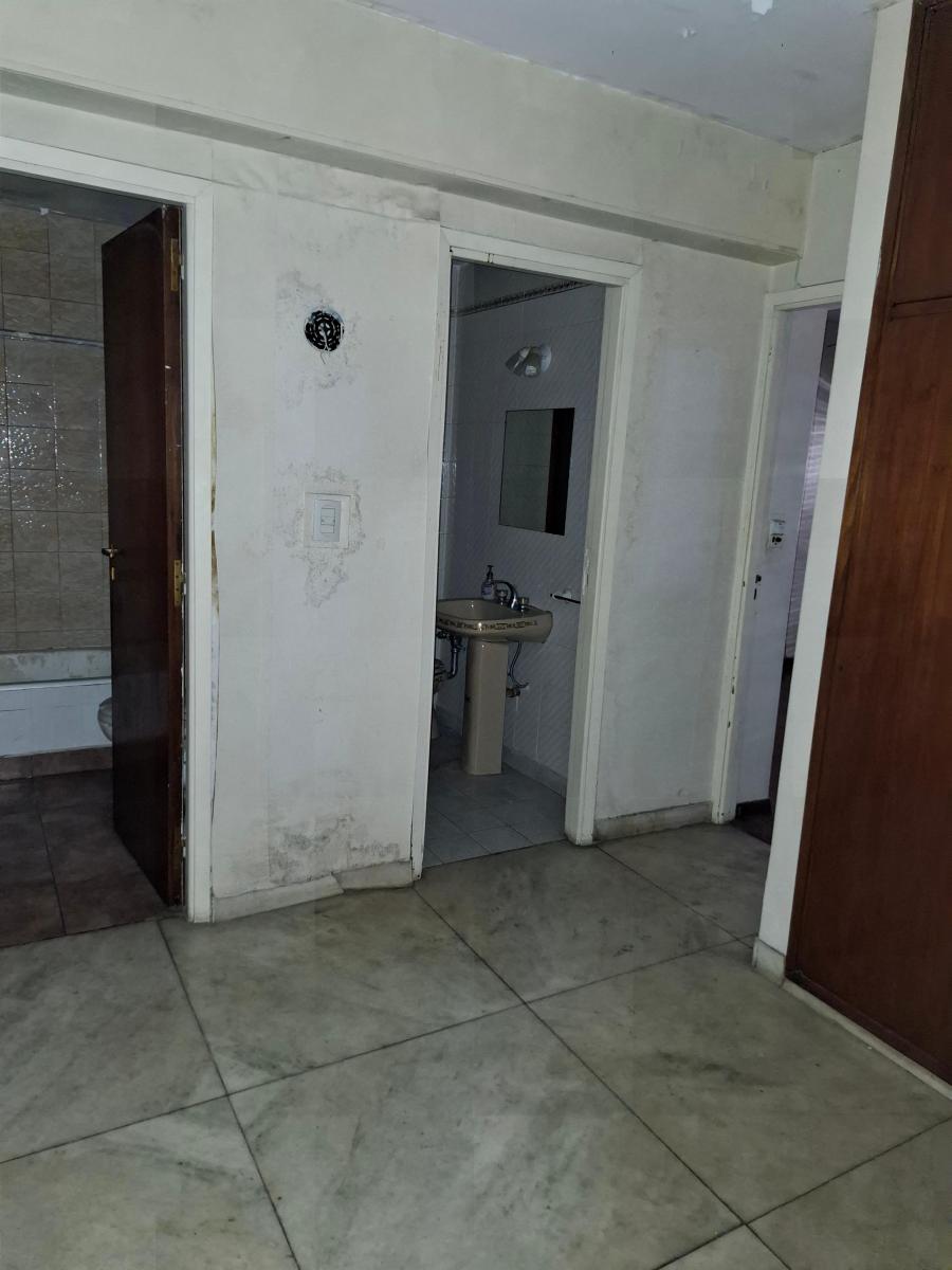 Foto de GRAN SEMIPISO 4 C/DEP FRENTE BALCON ESP. GUARDACOCHES, imagen 2