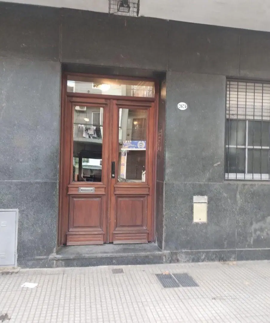 DOS AMBIENTES CON DOS PATIOS 1