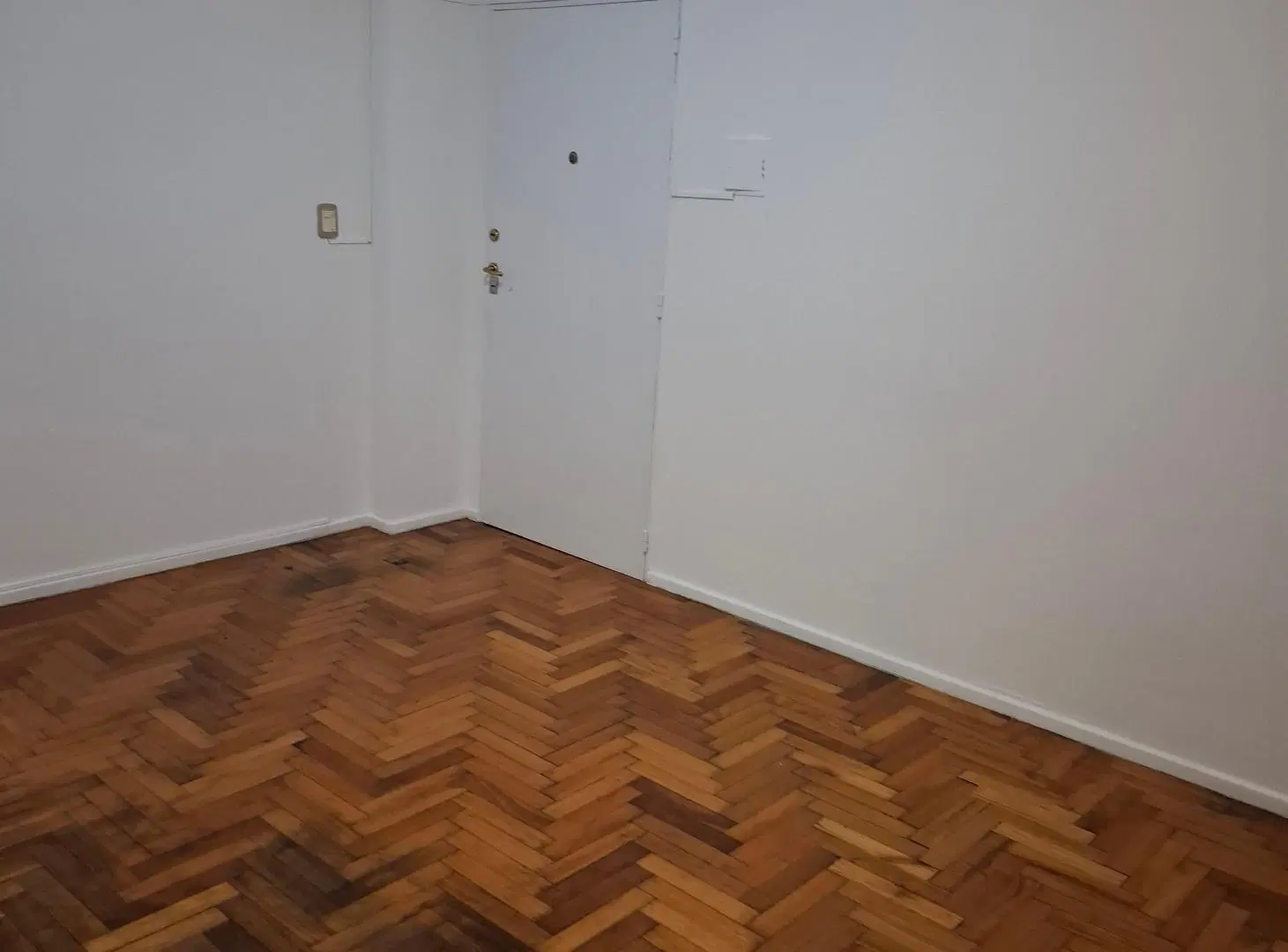 MONOAMBIENTE CON COCINA SEPARADA 1