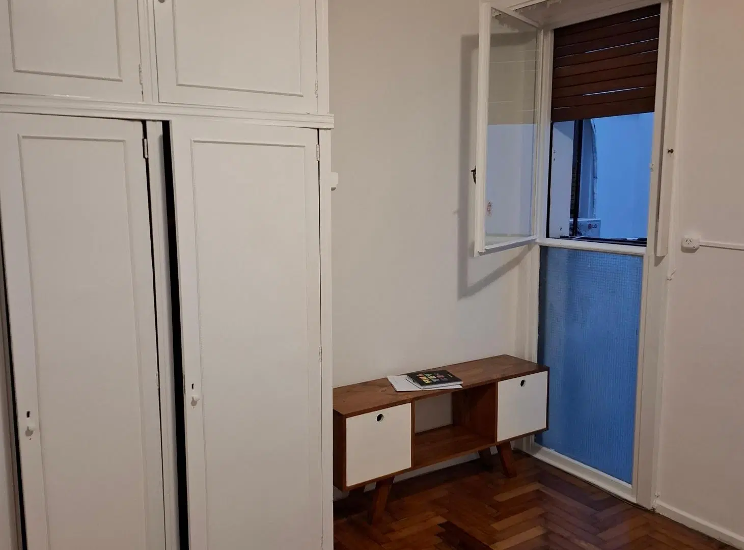 MONOAMBIENTE CON COCINA SEPARADA 8