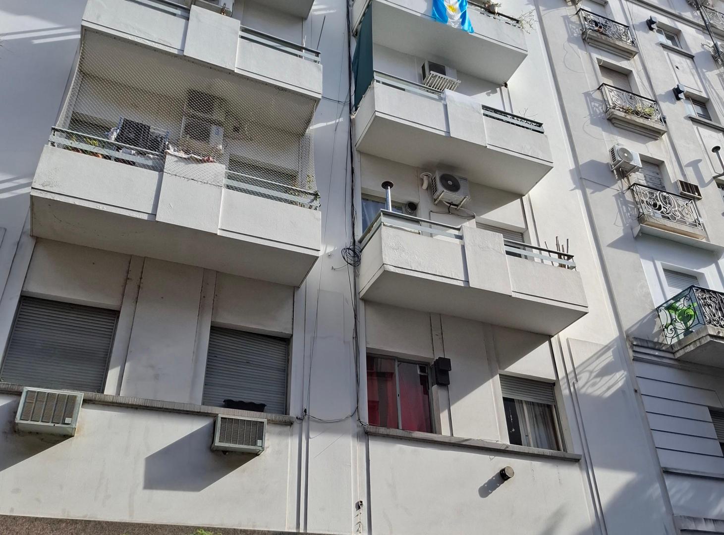 Foto de DEPARTAMENTO 4 AMBIENTES AL FRENTE A "MEJORAR", imagen 5