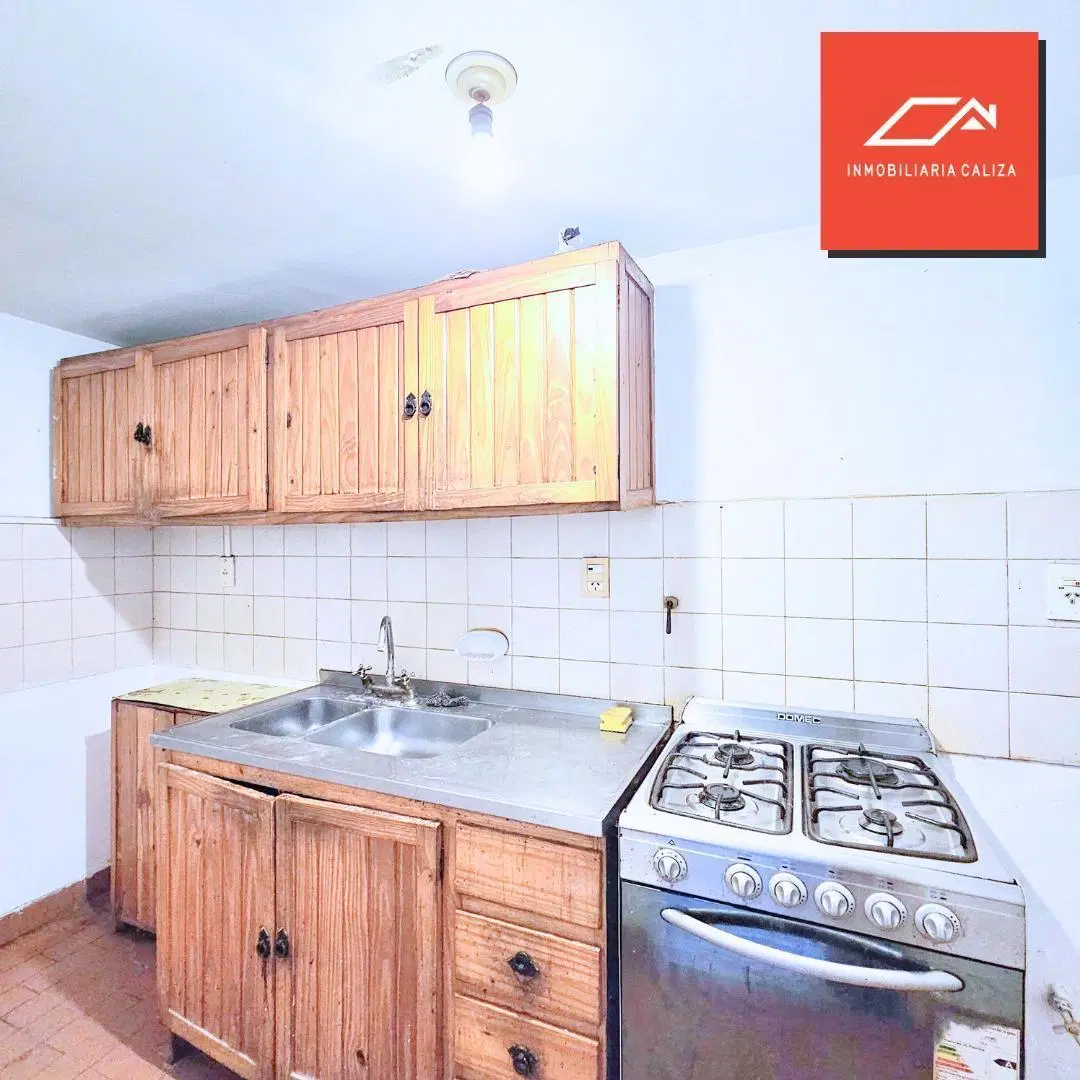 VENTA HERMOSO DPTO 1 DORMITORIO - ALBERDI 300 BARRIO SUR 4