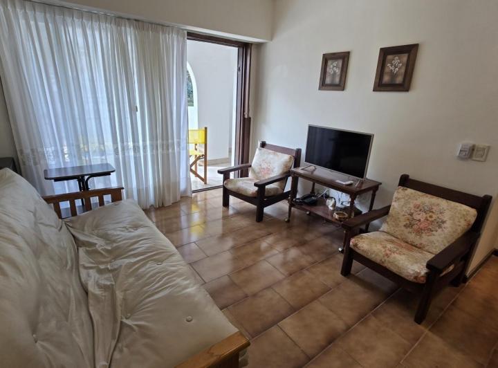 Departamento de 4 ambientes en Pinamar 2