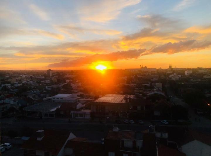 VENTA HERMOSO Y AMPLIO 4 AMBIENTES CON VISTAS PANORAMICAS 3