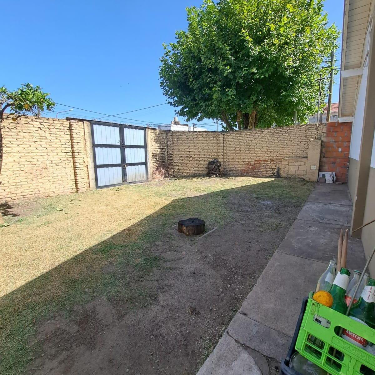 Casa de 3 Ambientes con Terreno Lebenshon 6617 A. Credito 5