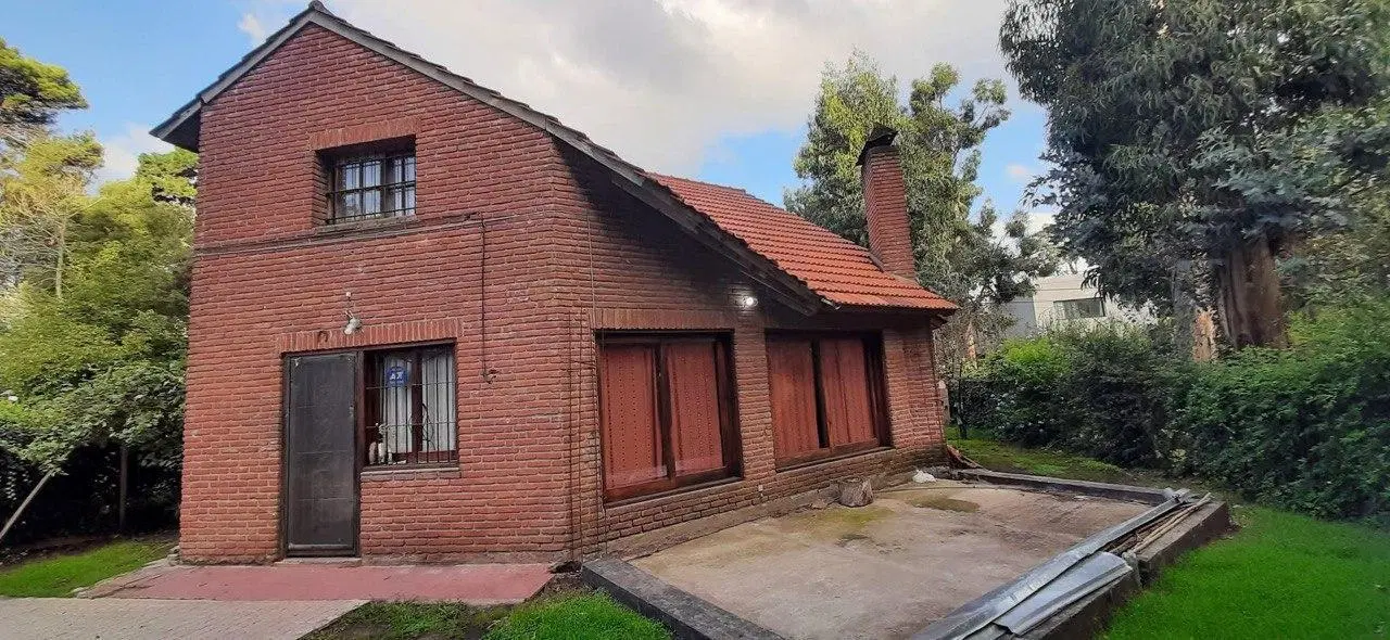 Chalet 4 ambientes Bosque Peralta Ramos 2