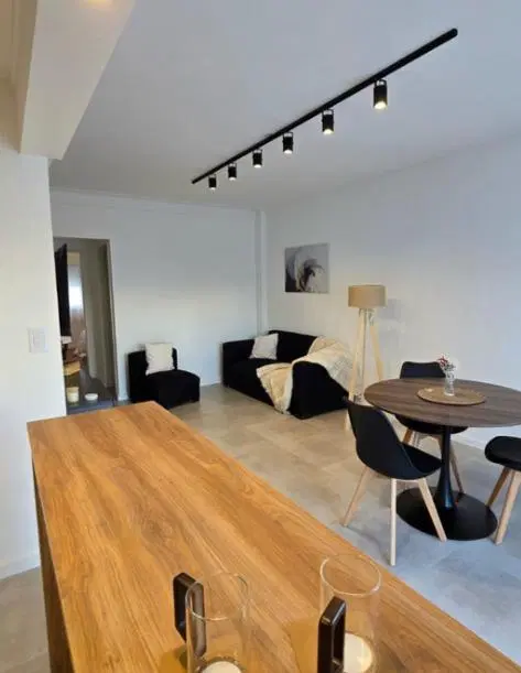 Departamento 2 ambientes con balcon y cochera 4
