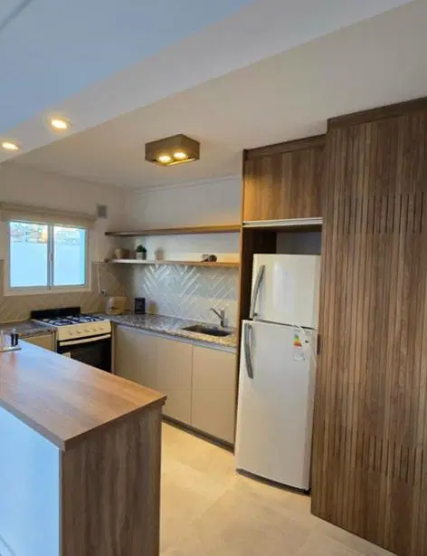 Departamento 2 ambientes con balcon y cochera 2