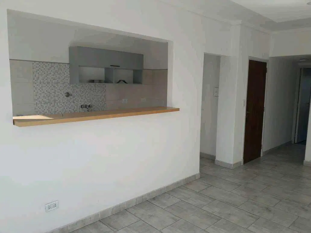 ALQUILER 24 MESES DPTO 2 AMBIENTES LATERAL ABIERTO CON BALCÓN!!!!! 3