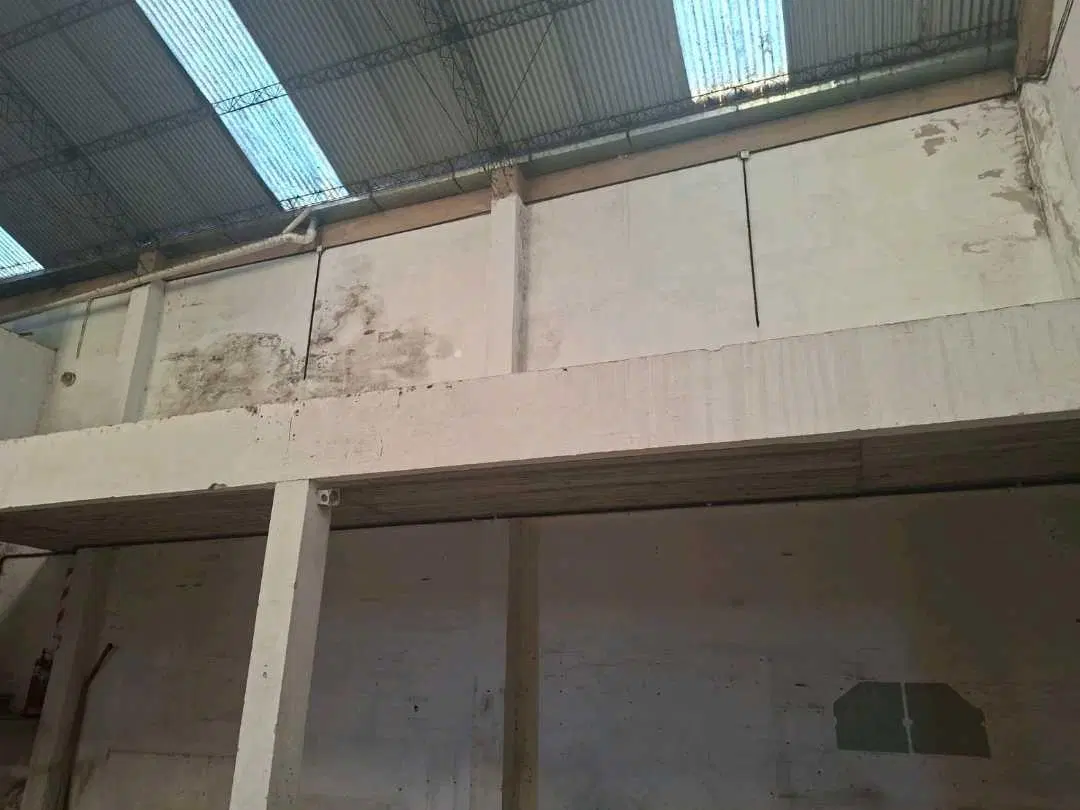 ALQUILER DE GALPÓN LOTE DE 304 METROS!! EL CANO 7700 8
