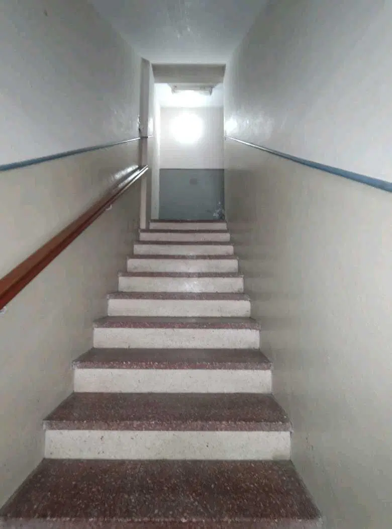 VENTA DE HOTEL SOBRE CALLE ACEVEDO Y PATAGONES.ATENCIÓN CONSTRUCTORES 4