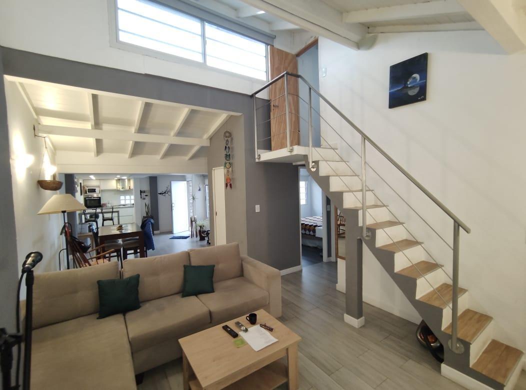 Foto de VENTA PH 3 AMPLIOS AMBIENTES CON COCHERA Y TERRAZA.CAISAMAR, imagen 3