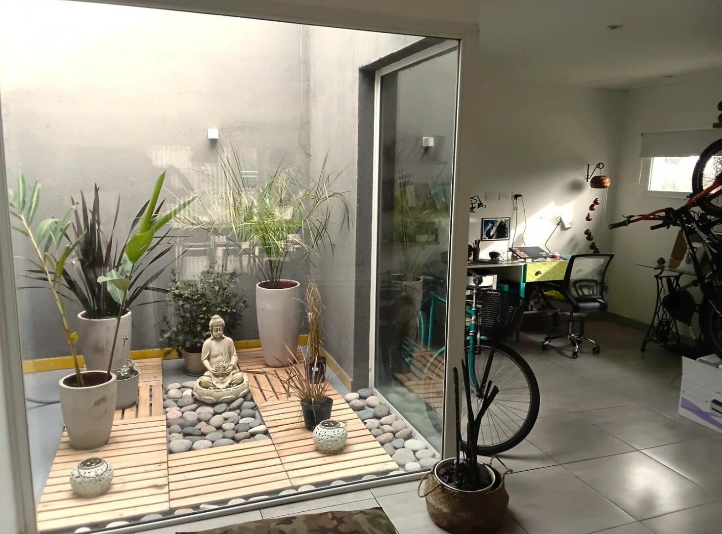 Foto de Venta casa 4 amb.con parque. Las margaritas. Apta credito, imagen 3
