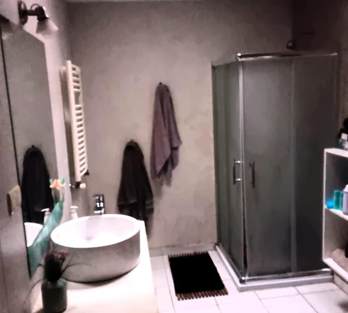 Foto de Venta casa 4 amb.con parque. Las margaritas. Apta credito, imagen 4